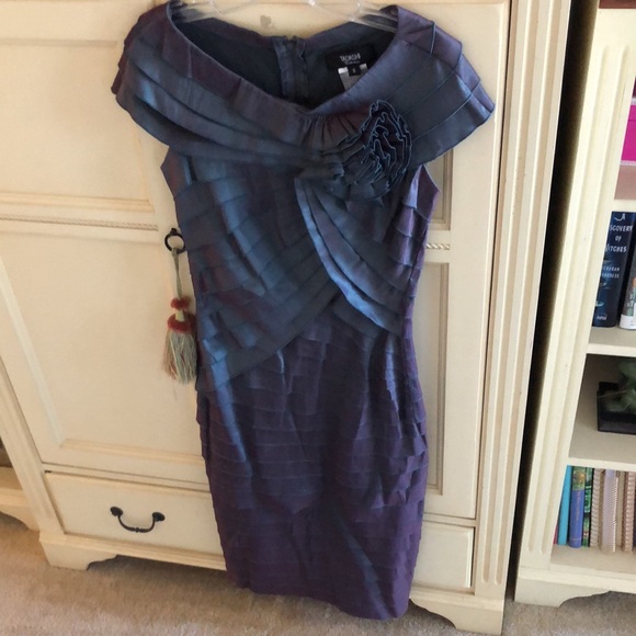 Tadashi Shoji Sheath Dress - Picture 10 of 12